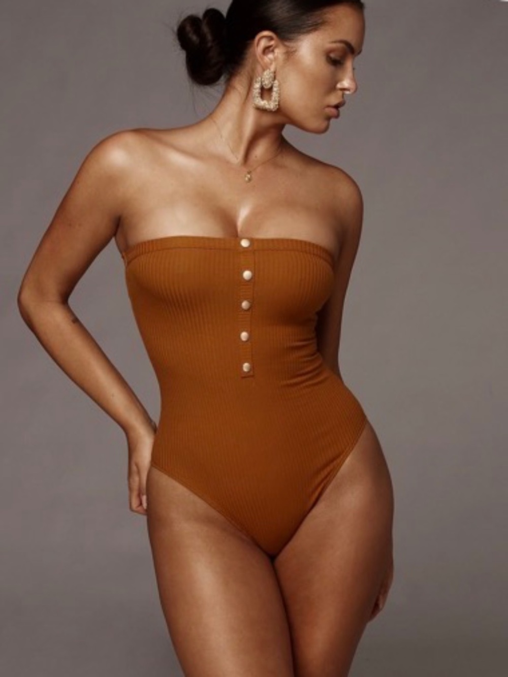 NWT JLUXLABEL Dijon Mustard Tube Bodysuit | Large